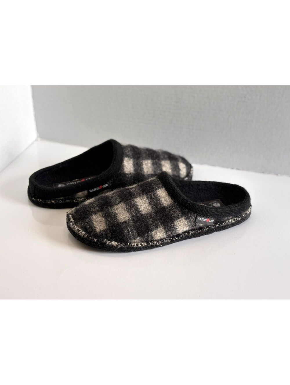 Haflinger Flair Plaid Slippers Women's Black White Pure Wool Comfort Size 40 / 9